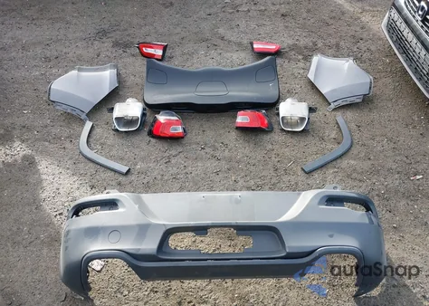 2015 Jeep Cherokee Latitude z USA, uszkodzony, nr VIN 1C4PJMCSXFW582792